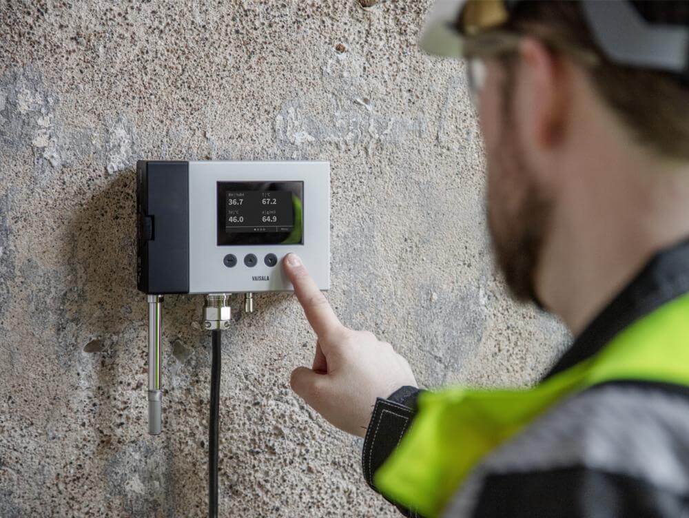 Vaisala HMT370Ex Intrinsically Safe Humidity & Temperature Transmitter – Acorn Scientific