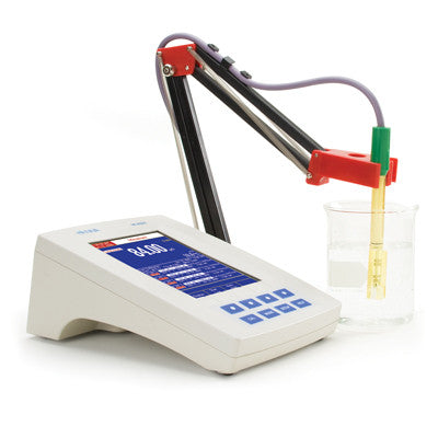 HANNA HI 4321 RESEARCH GRADE EC /TDS/Salinity and Temperature witht Color-Display. USP